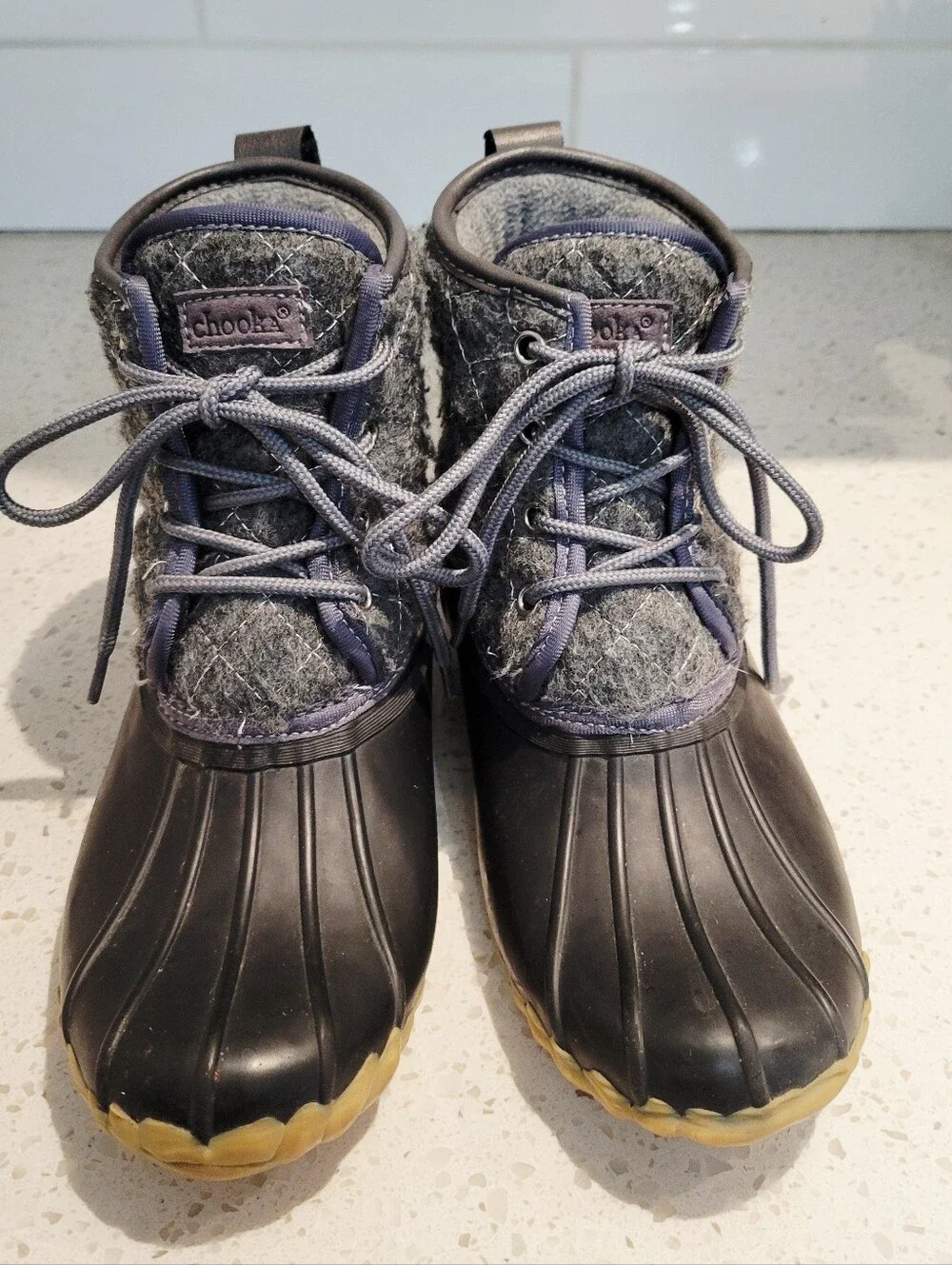 Chooka Women's Gray Quilted Duck Boots with Tan Soles | Size 7